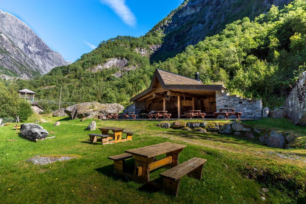 Briksdalsbre Fjellstove Hotel Exterior foto